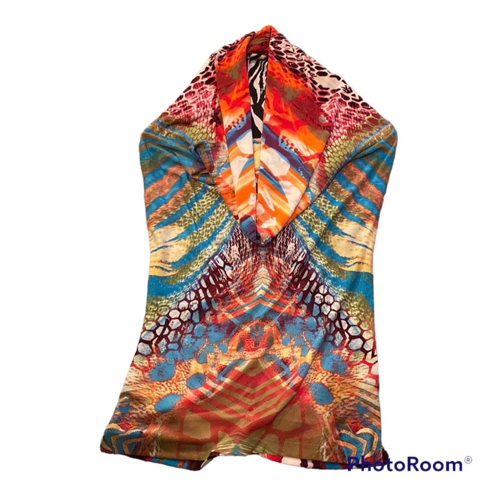 Boho style top with strap back size M new/o tag